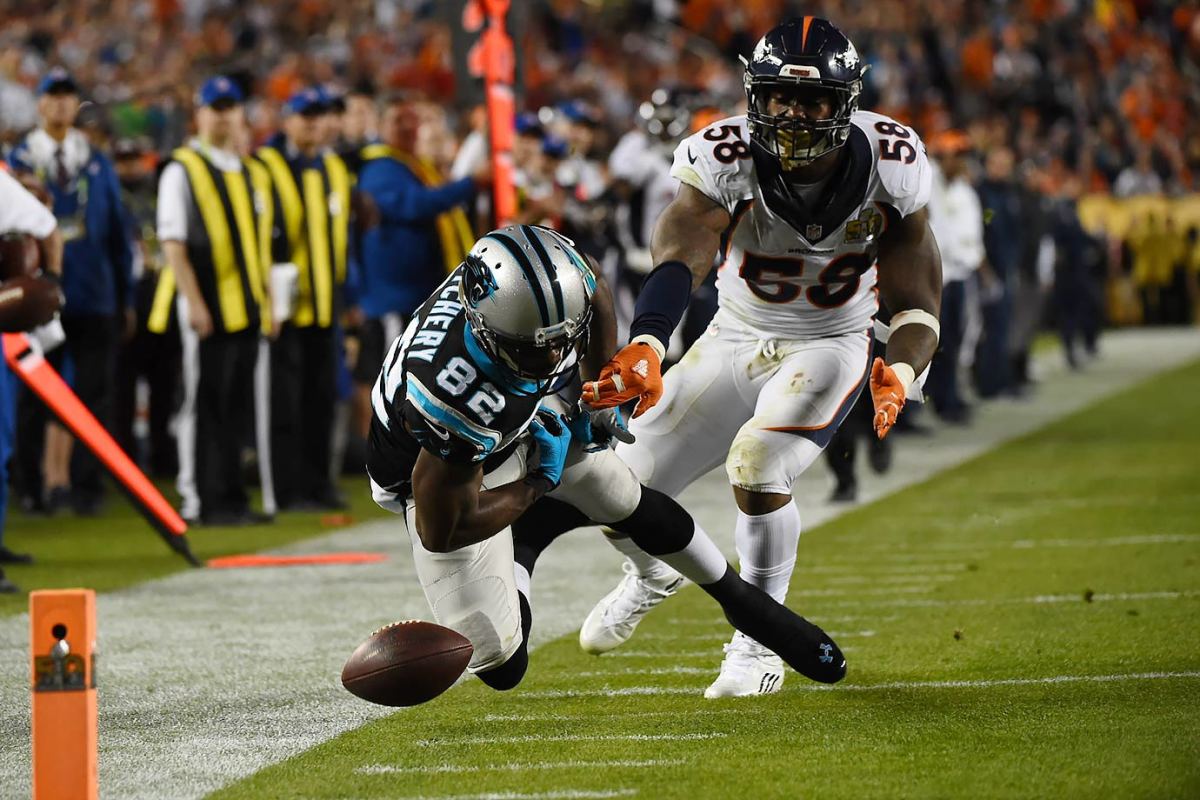 2016-0207-Super-Bowl-50-Jerricho-Cotchery-Von-Miller-SI122_TK1_02366.jpg