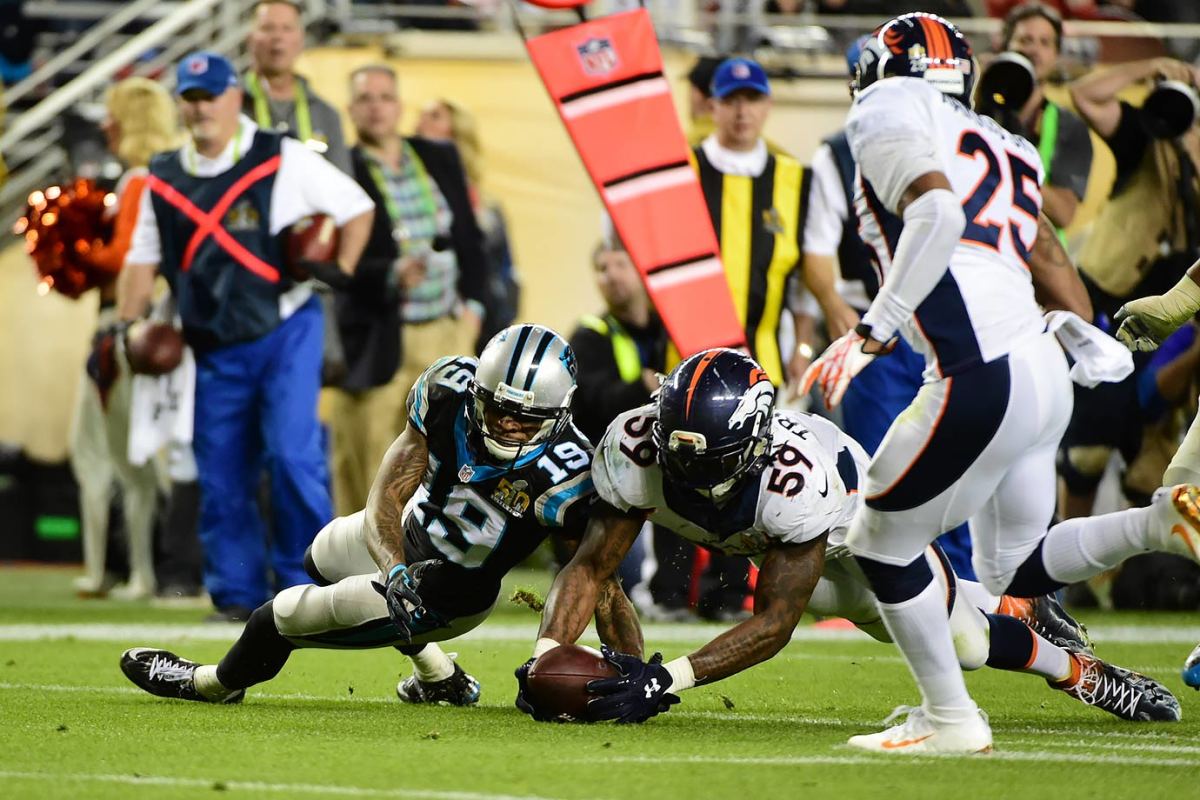 2016-0207-Super-Bowl-50-Danny-Trevathan-Ted-Ginn-SI124_TK1_00750.jpg