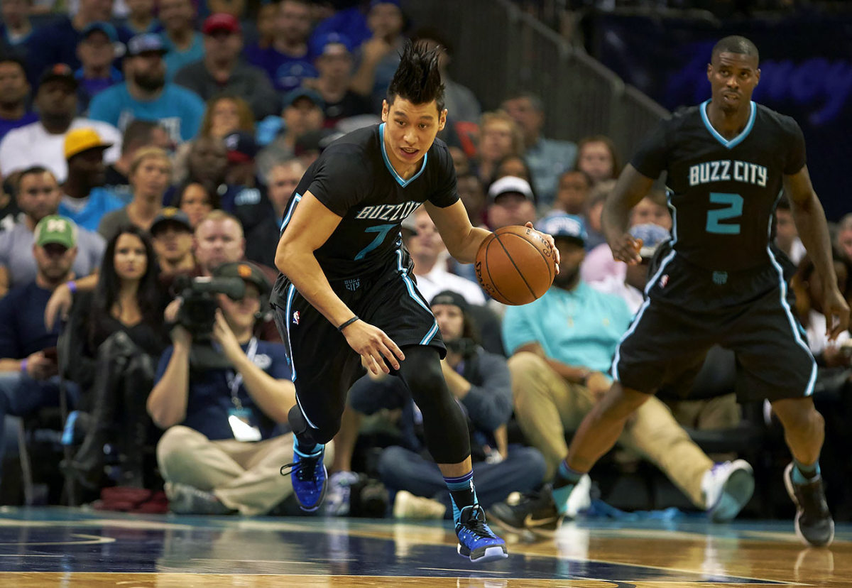 30-Jeremy-Lin-X160185_TK1_0227.jpg