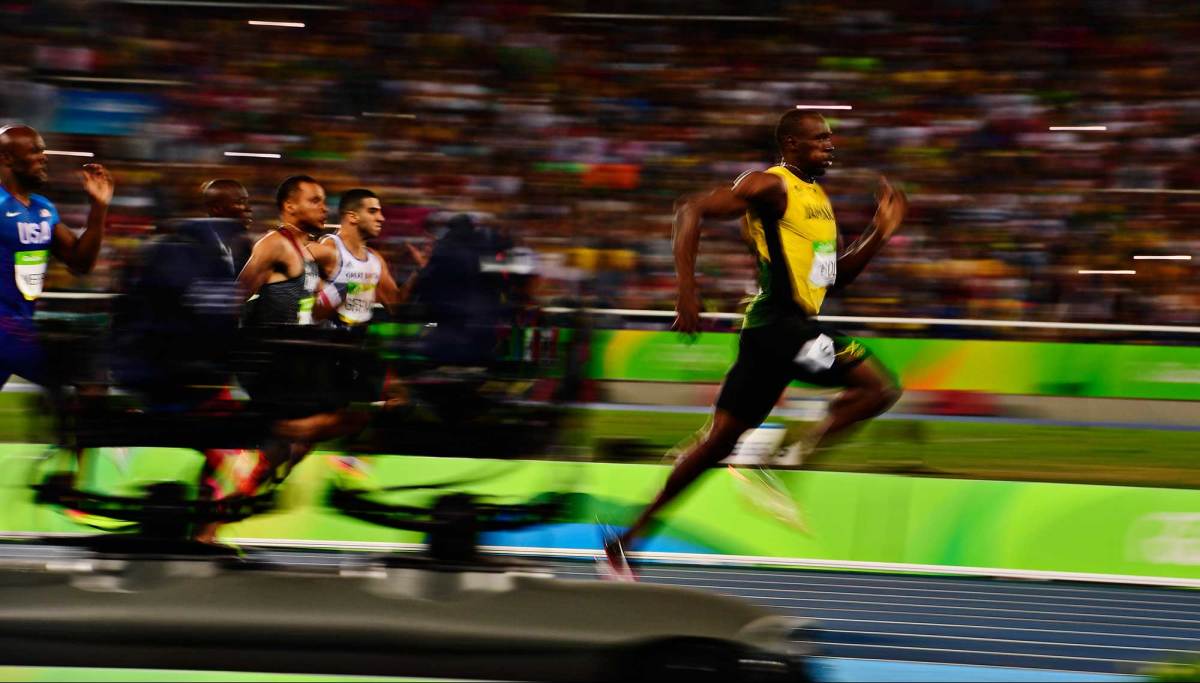 Usain-Bolt-wins-200-meters-race-at-rio.jpg