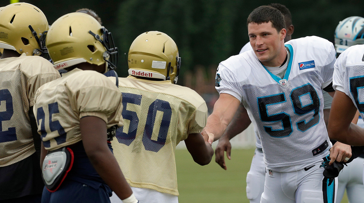 Luke Kuechly and the Panthers welcomed members of the Spartanburg High School football team to practice on Thursday.