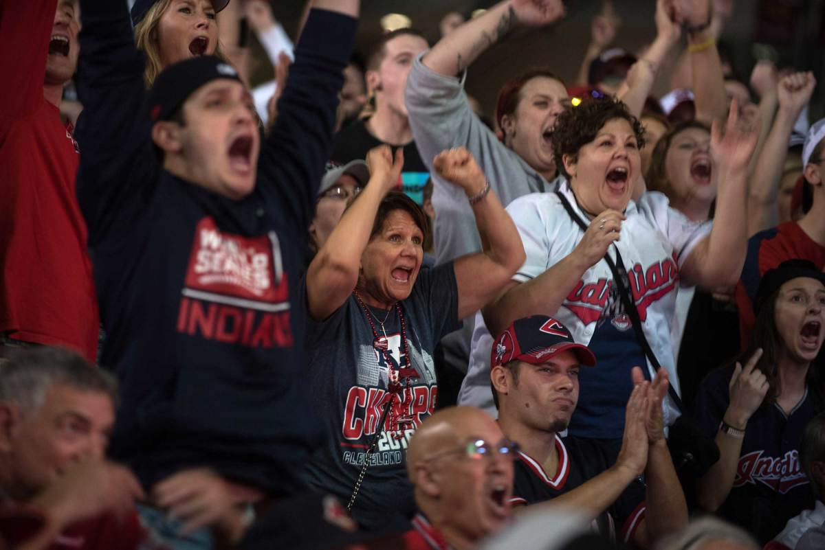 World-Series-Game-7-Indians-fans-1.jpg