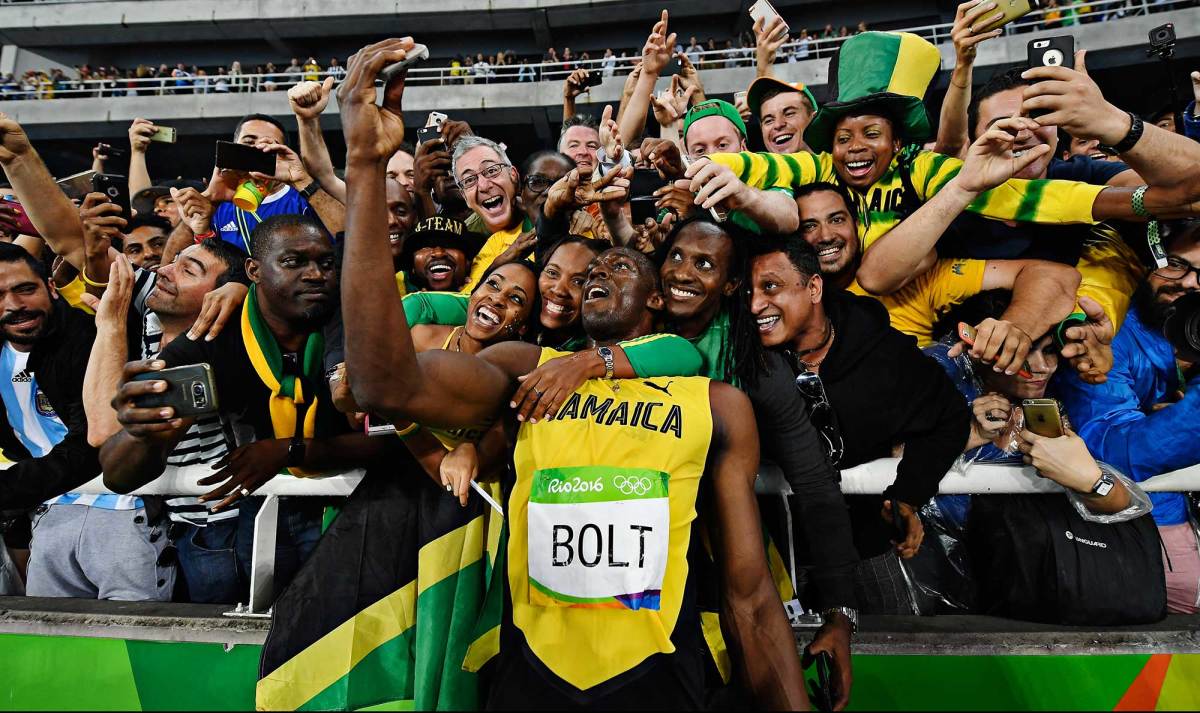 Usain-Bolt-wins-200-meter-run-rio-olympics.jpg