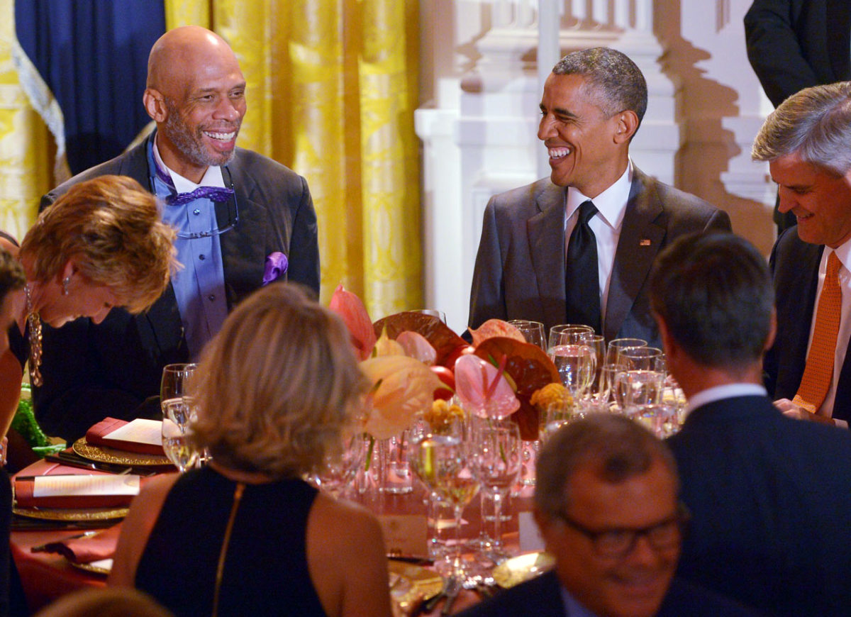 2014-Kareem-Abdul-Jabbar-Barack-Obama.jpg