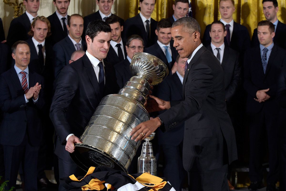 penguins-white-house-ap-2.jpg