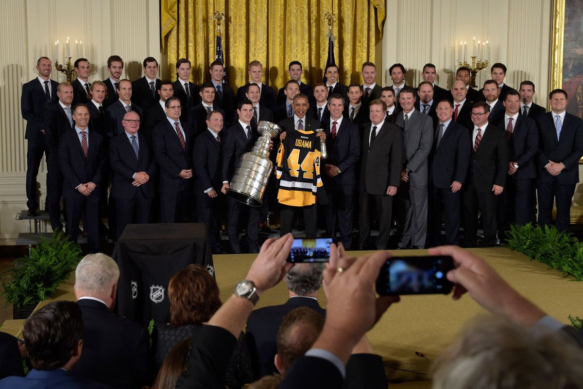 penguins-white-house-ap-3.jpg