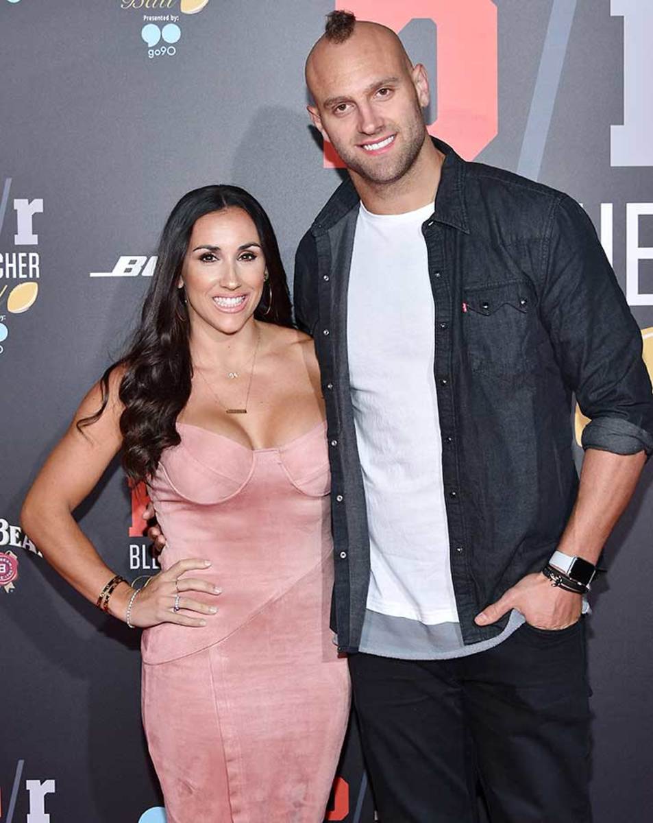 Celebs at Super Bowl 50 parties-508678032_master.jpg