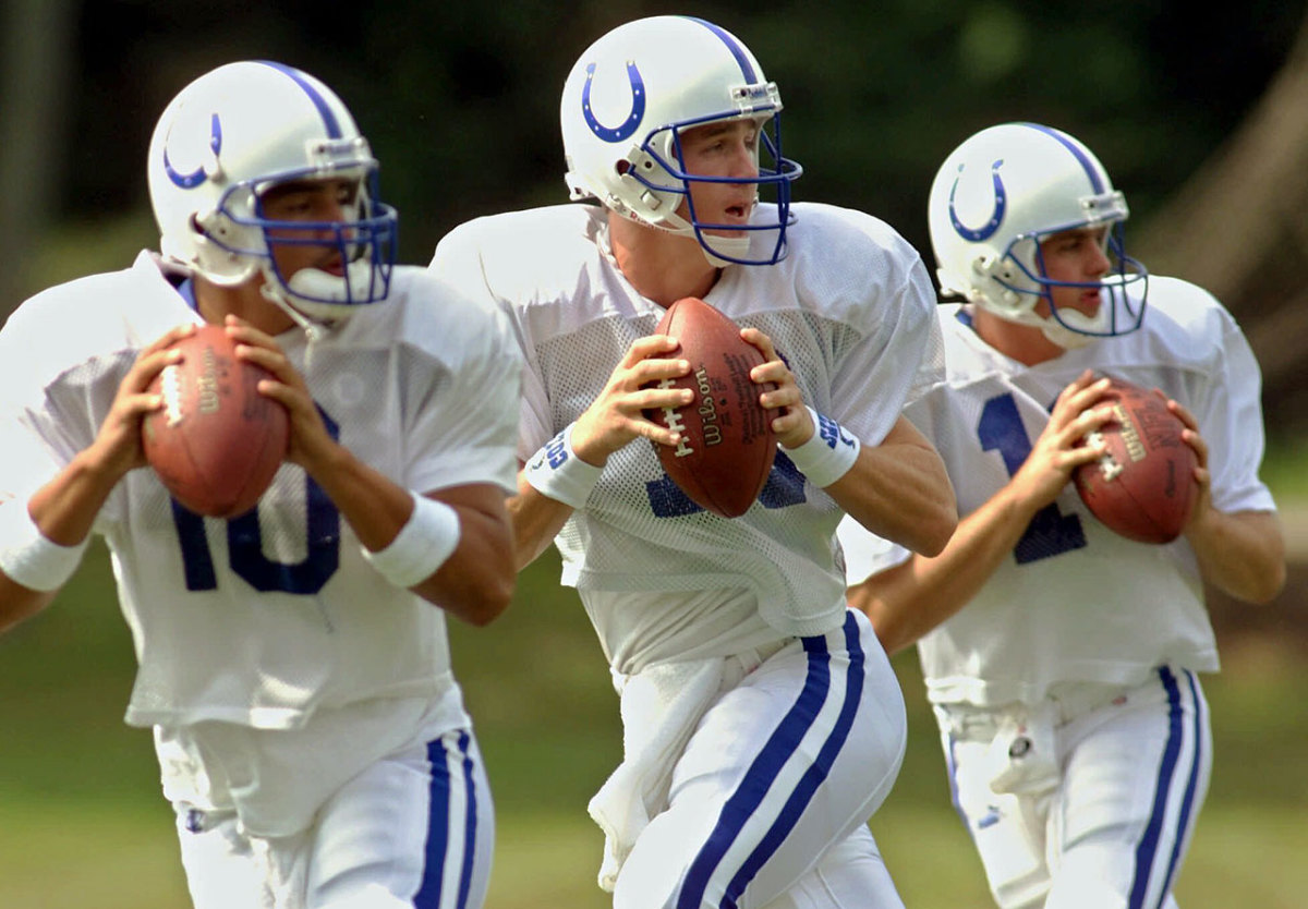 2000-Pete-Gonzalez-Peyton-Manning-Kelly-Holcomb.jpg