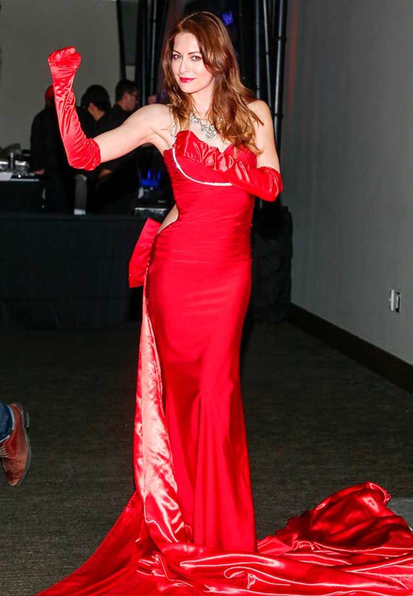 Celebs at Super Bowl 50 parties-508693376_master.jpg