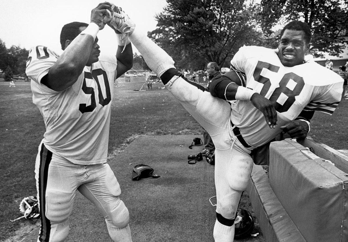 1985-Mike-Singletary-Wilber-Marshall.jpg