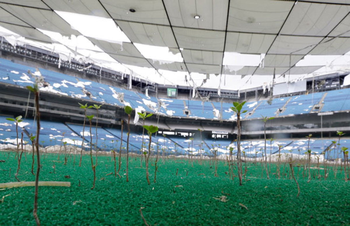 silverdome-inside-2-ap.jpg