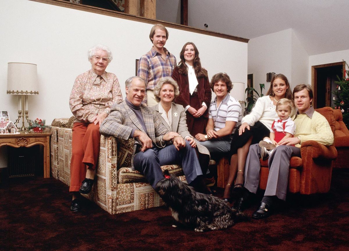 1979-Gordie-Howe-family-001261650.jpg