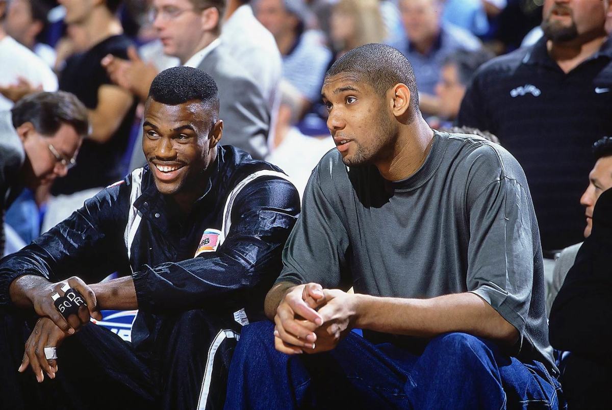 2000-0429-David-Robinson-Tim-Duncan-001291561.jpg