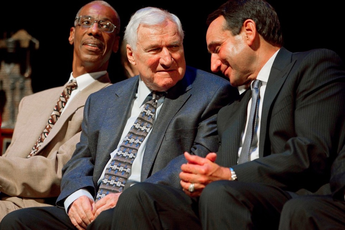 Author John Feinstein talks about new book about Dean Smith, Mike