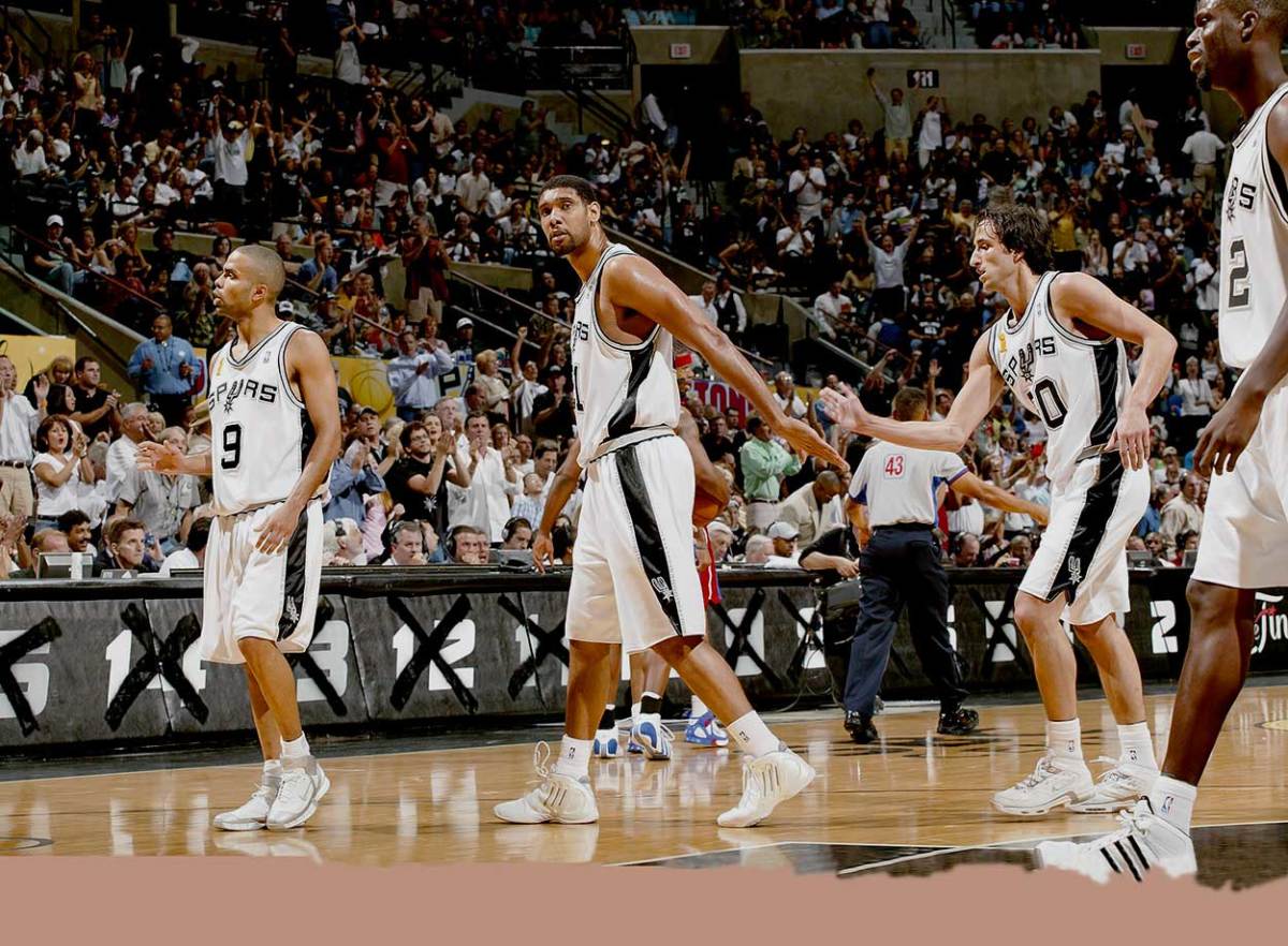 2005-0612-Tim-Duncan-Manu-Ginobili-Tony-Parker-017009185.jpg