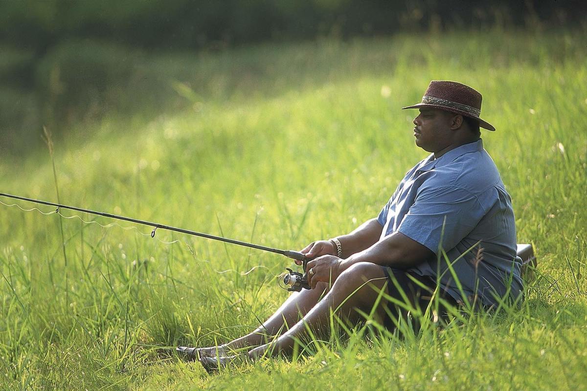 2000-0703-William-The-Refrigerator-Perry-fishing-01065699.jpg