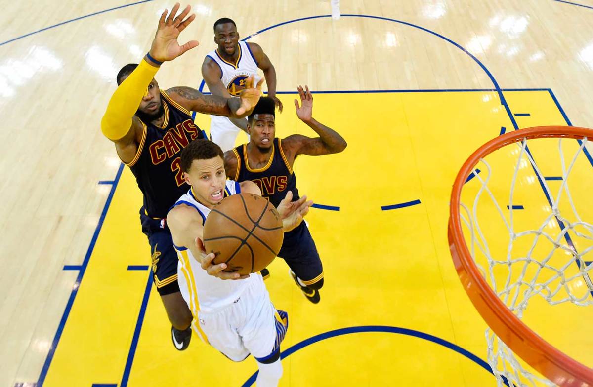 LeBron-James-Steph-Curry-18.jpg