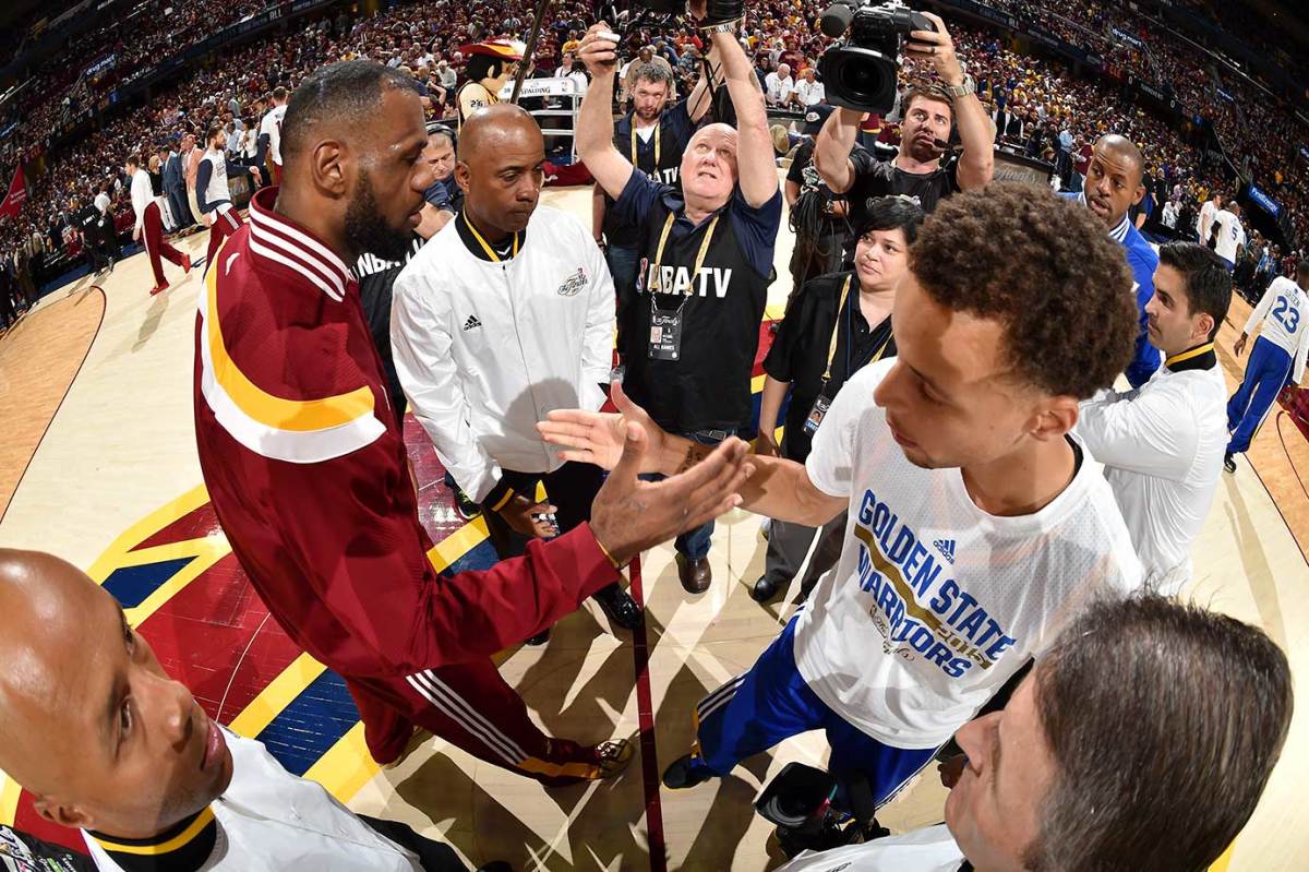 LeBron-James-Steph-Curry-7.jpg