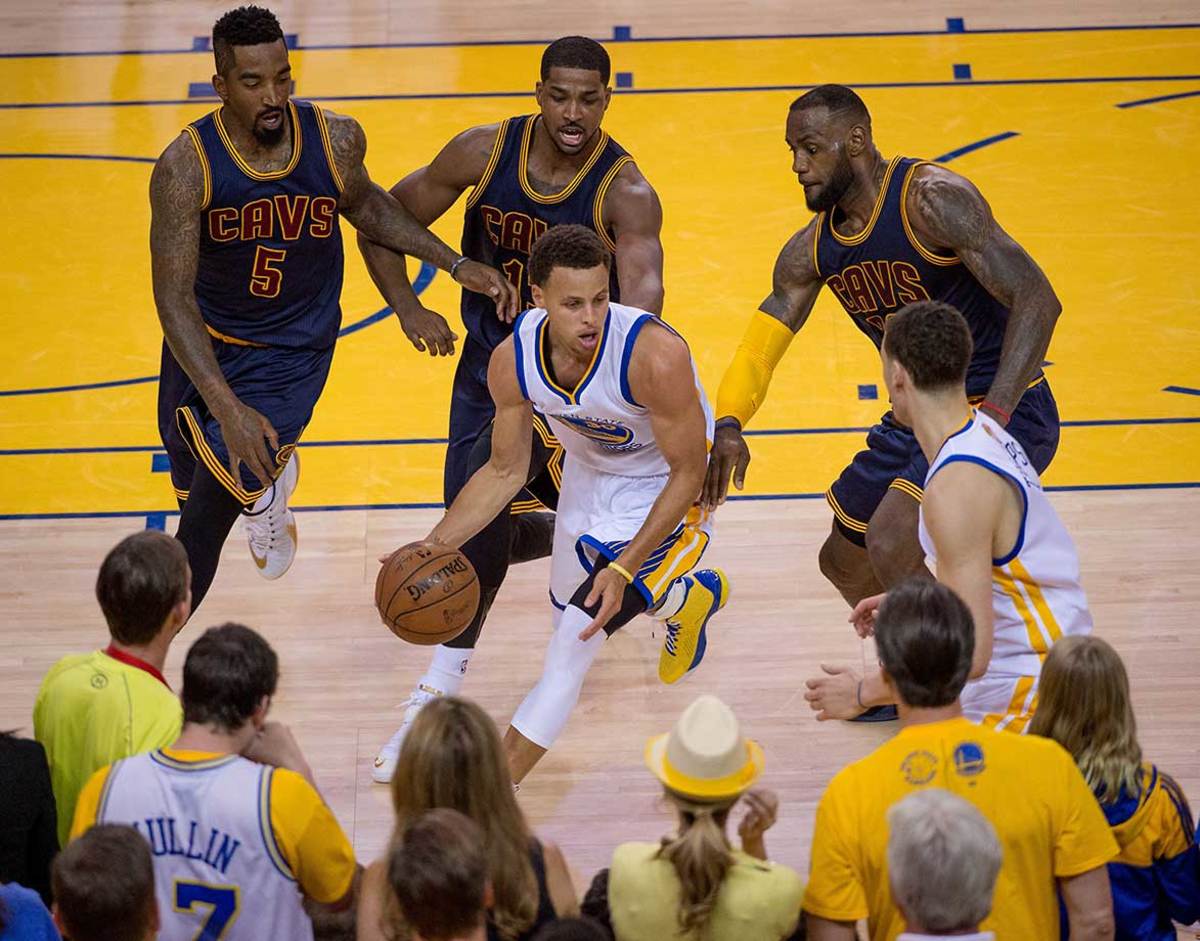 LeBron-James-Steph-Curry-27.jpg