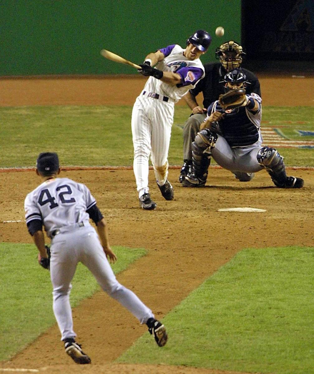 2001-World-Series-World-Series-Luis-Gonzalez-Mariano-Rivera.jpg