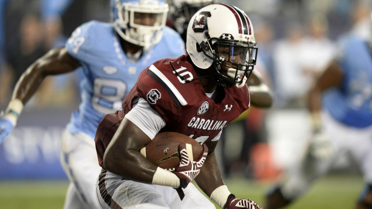 South Carolina Skai Moore out for 2016 season Sports Illustrated