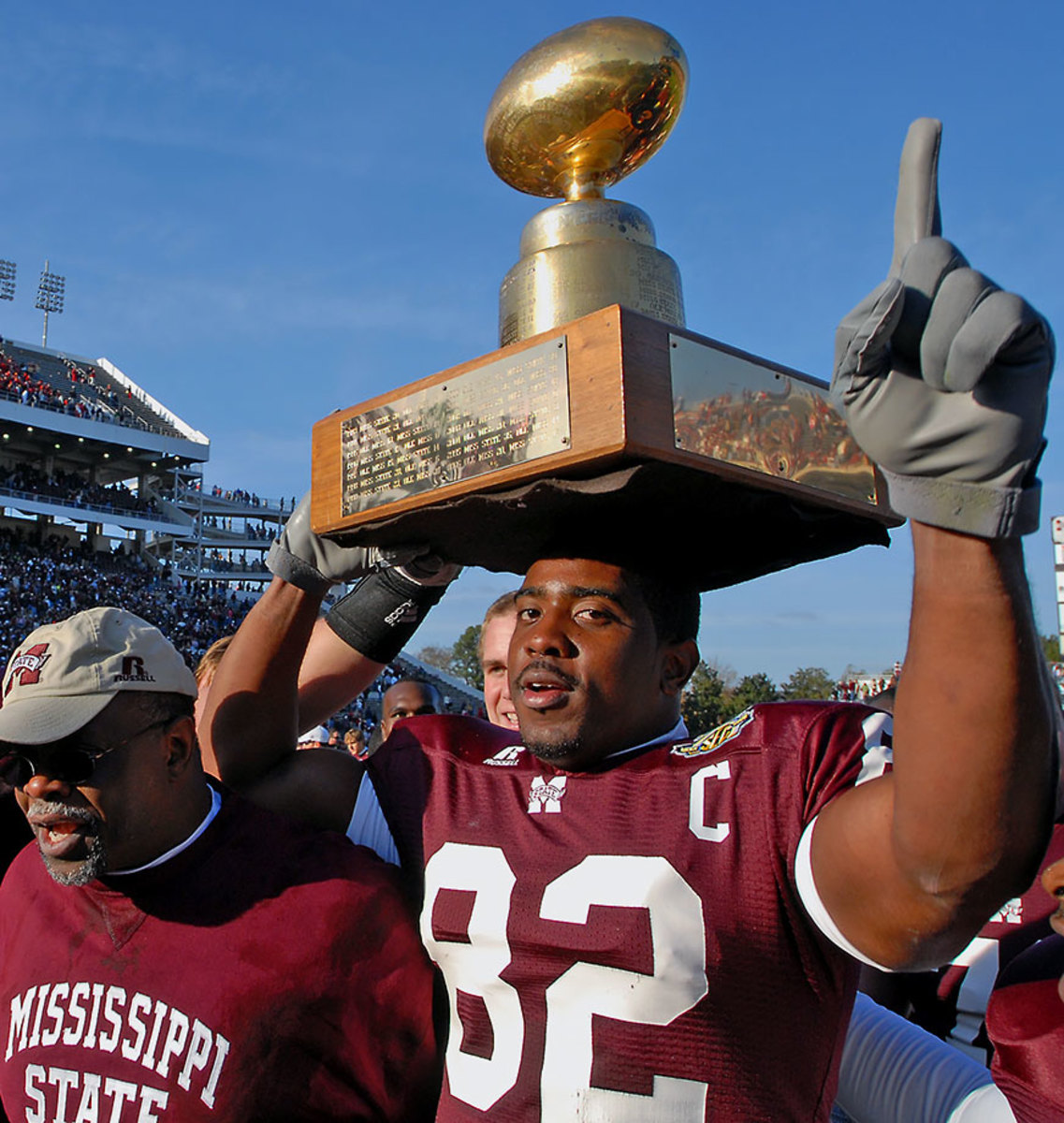 Golden-Egg-Mississippi-State-Ole-Miss-Jason-Husband.jpg