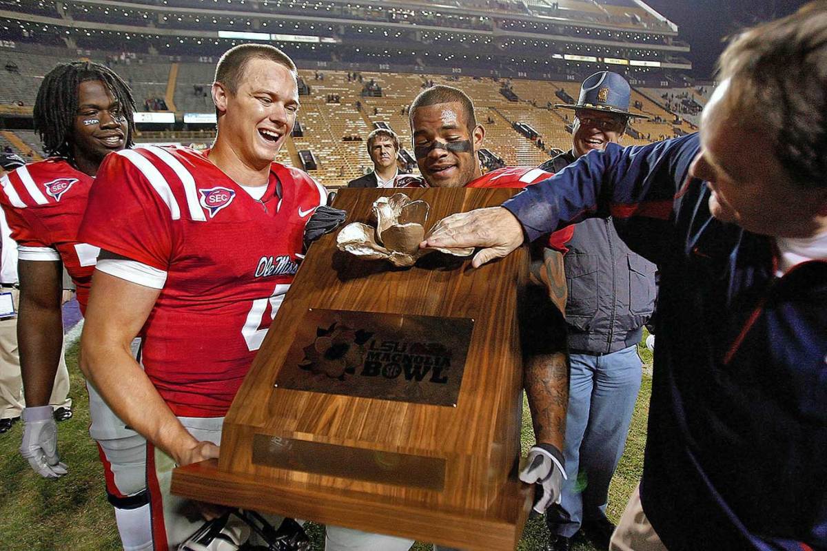 Magnolia-Bowl-Mississippi-LSU-Jevan-Snead-Patrick-Trahan-Houston-Nutt.jpg