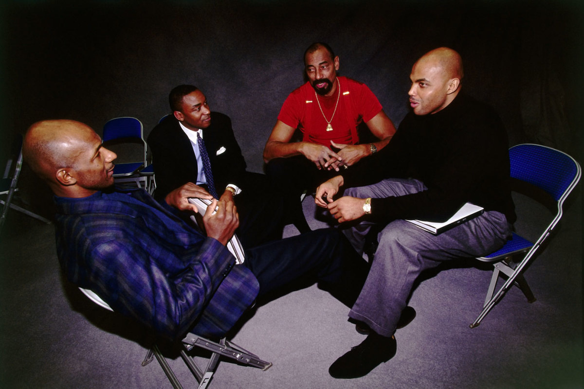 1997-Clyde-Drexler-Isiah-Thomas-Wilt-Chamberlain-Charles-Barkley.jpg