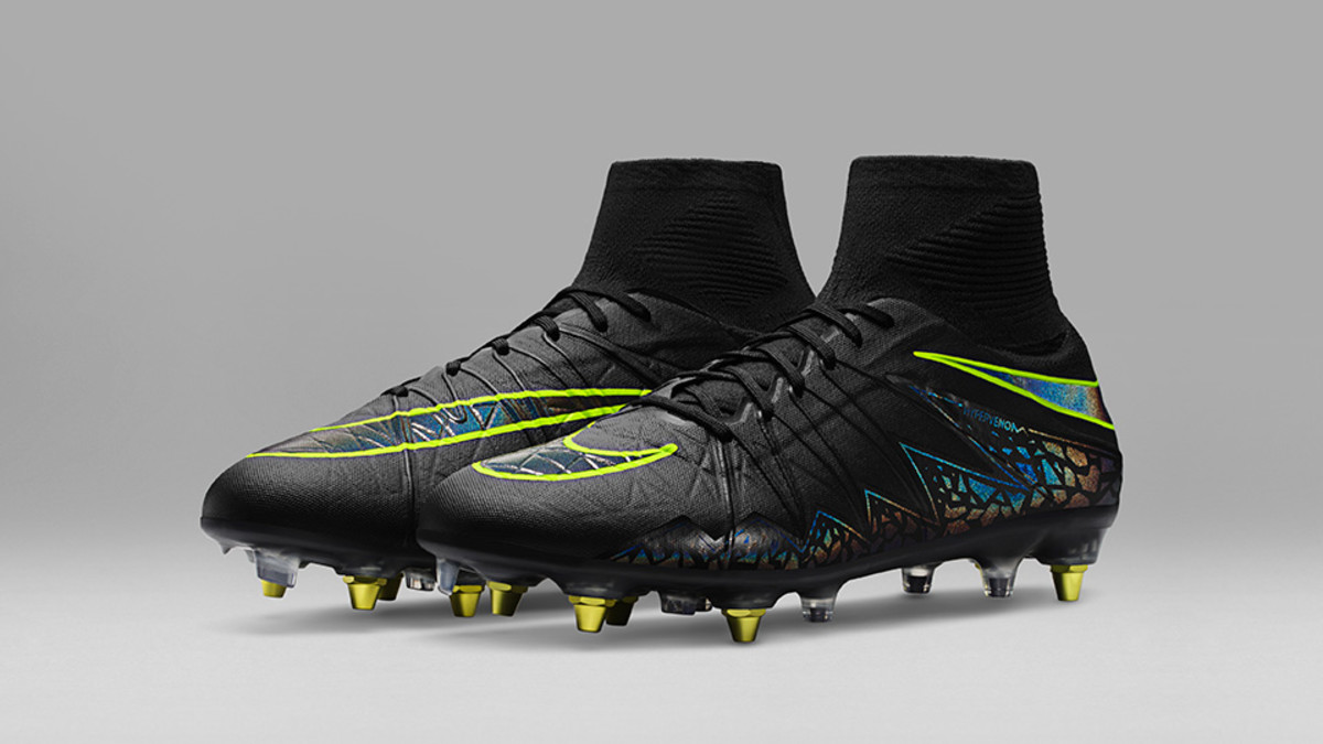 newest nike soccer boots