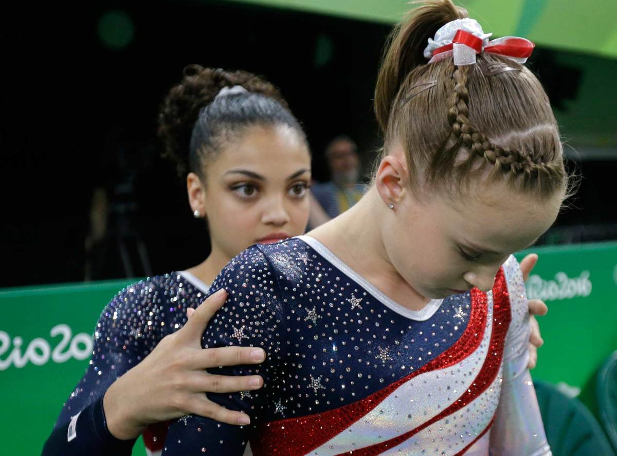 US-women-gymnastics-team-wins-gold-medal-at-Rio-Olympic-Games-8.jpg