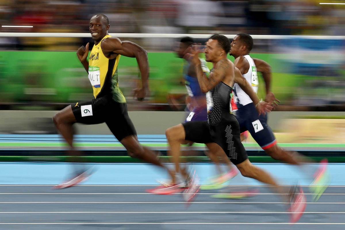Usain-Bolt-smiling-100-meter-dash-rio-olympics.jpg