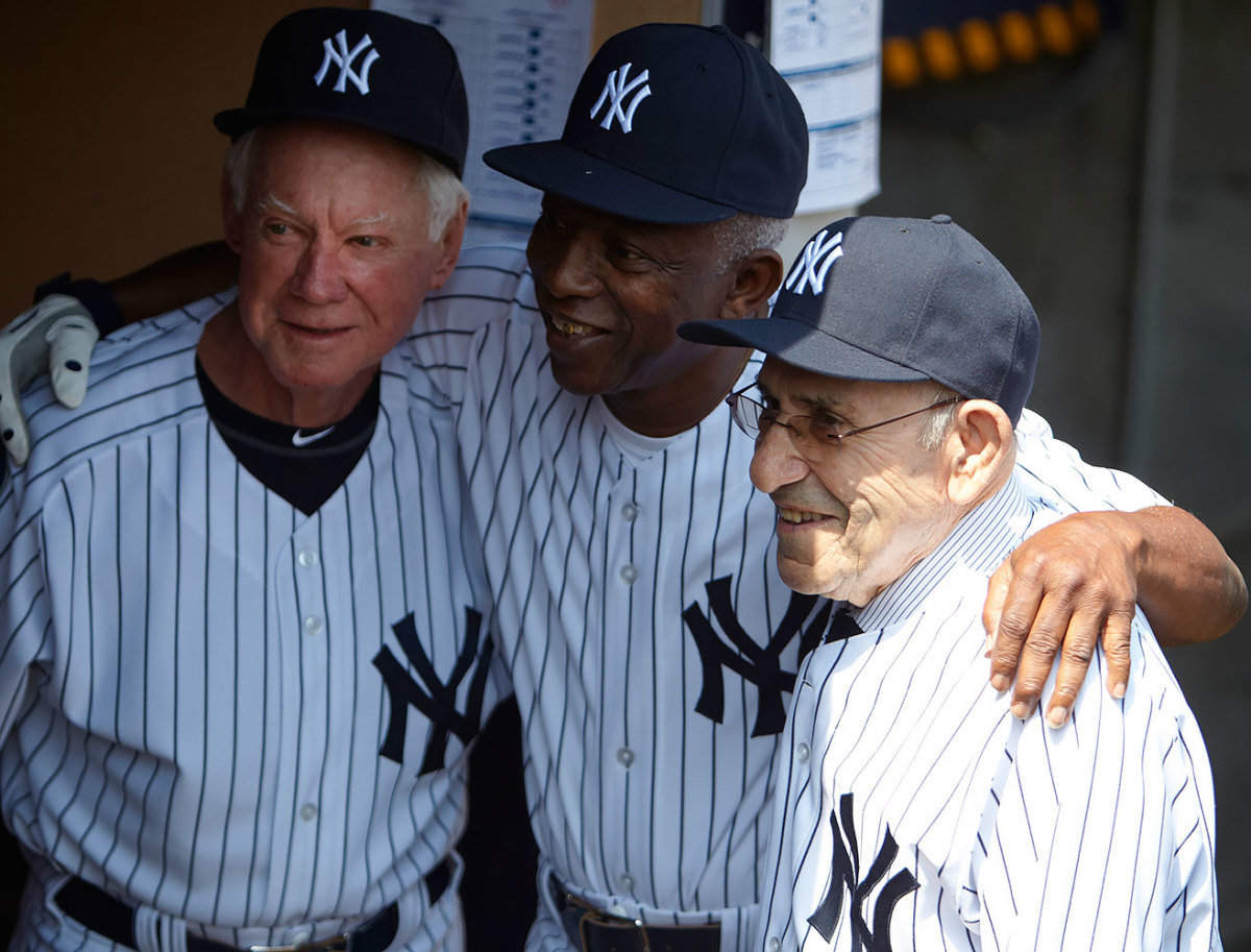 2011-0626-Whitey-Ford-Al-Downing-Yogi-Berra-opxx-40508.jpg