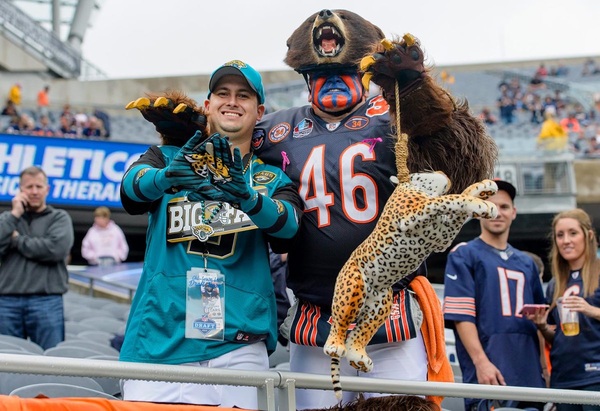 2016-1016-Jaguars-Bears-fans.jpg