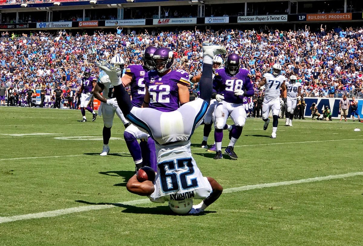 2016-0911-Tennessee-Titans-Minnesota-Vikings-game-iphone-7-Plus-SI537_TK1_02724.jpg