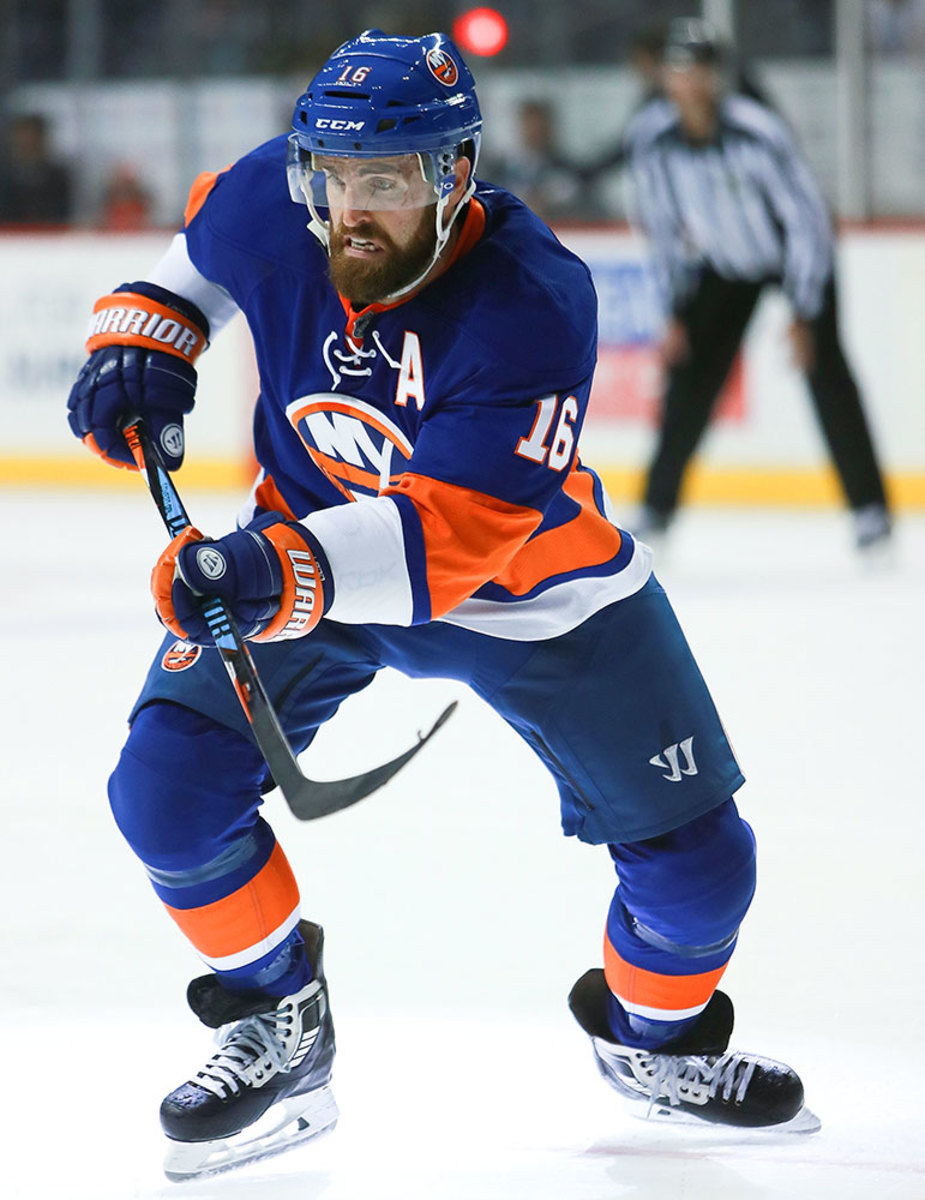 Andrew-Ladd-New-York-Islanders.jpg