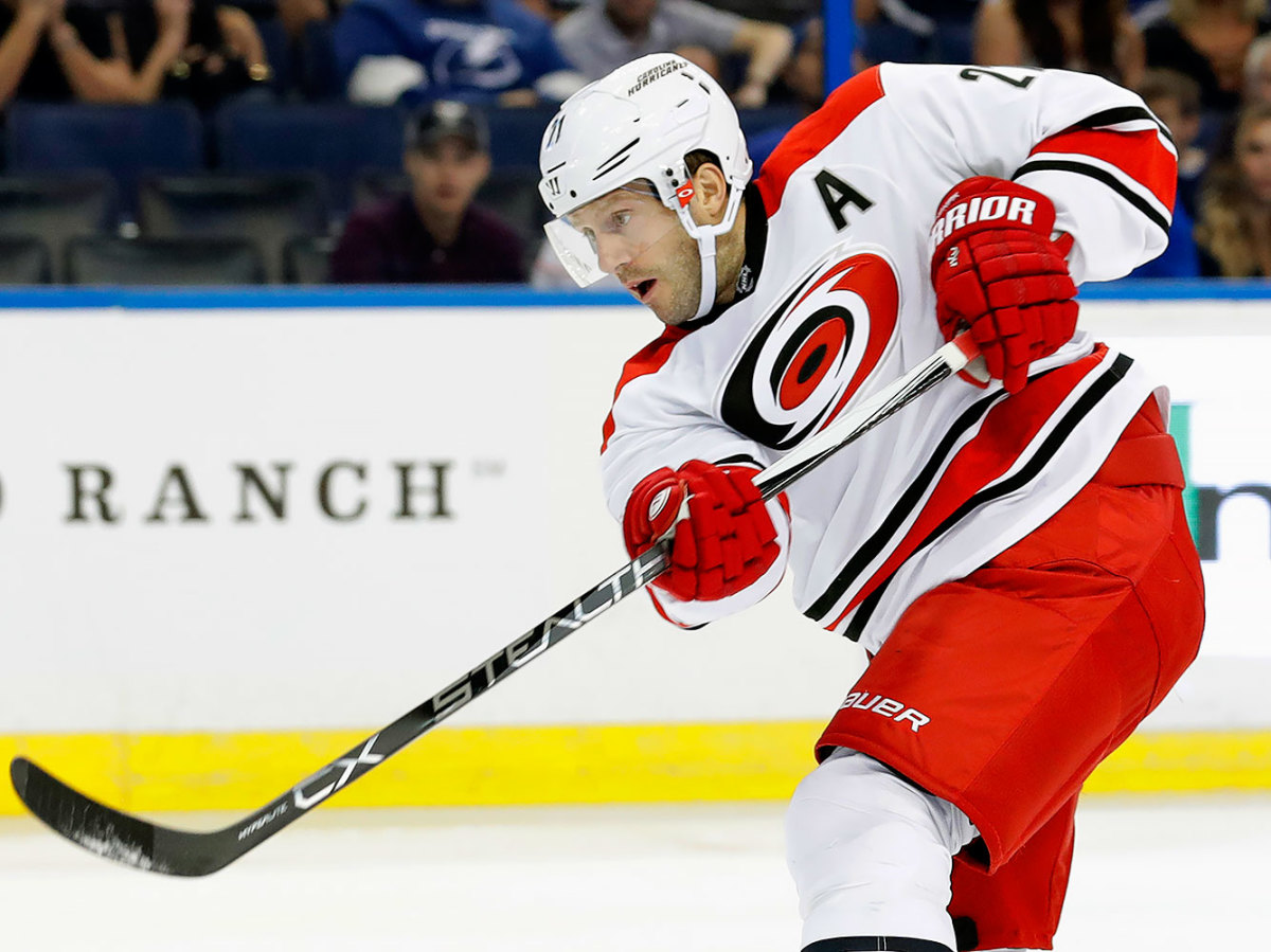 Lee-Stempniak-Carolina-Hurricanes.jpg