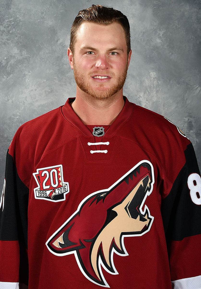 Jamie-McGinn-Arizona-Coyotes.jpg