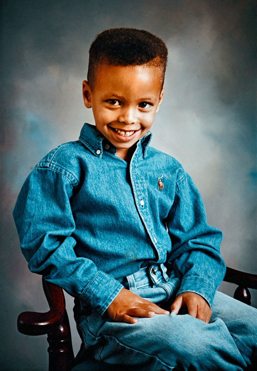 00-Stephen-Curry-childhood-076434139.jpg