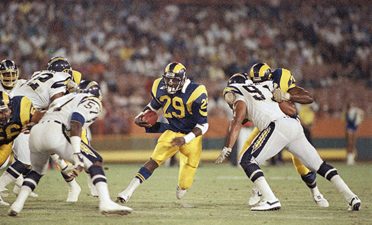 anahiem-stadium-los-angeles-rams.jpg