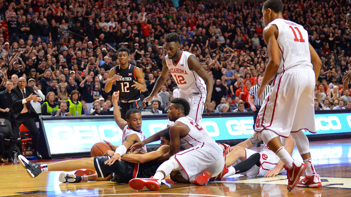 Major upsets continue across college basketball Sports Illustrated