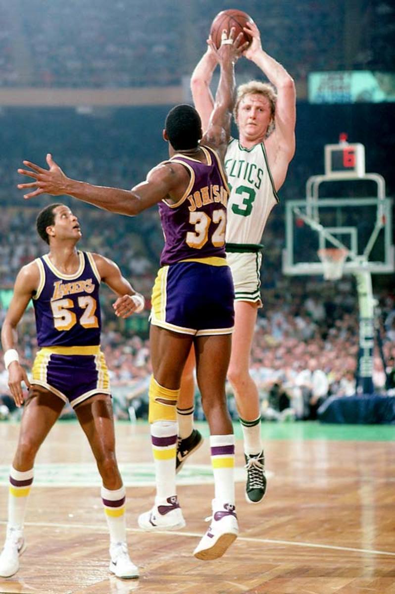 larry-bird.magic-johnson-1984.cut.jpg