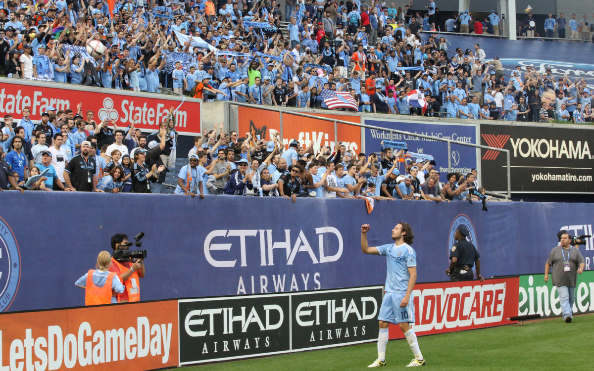 nycfc-rbny-mix-fans.jpg