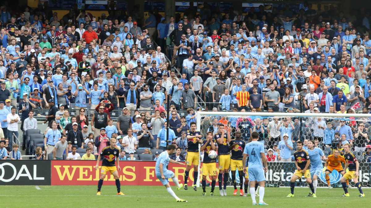 villa-free-kick-nycfc.jpg