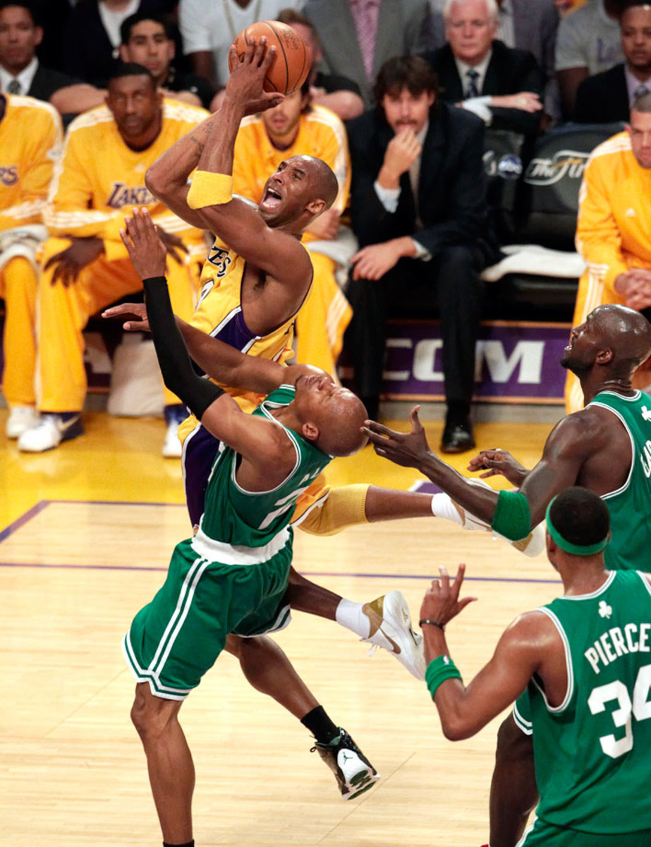 2010-0617-Kobe-Bryant-Ray-Allen-Game-7-opod-68995.jpg