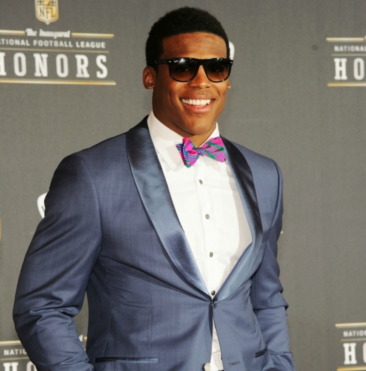 Cam-newton-bowtie.jpg