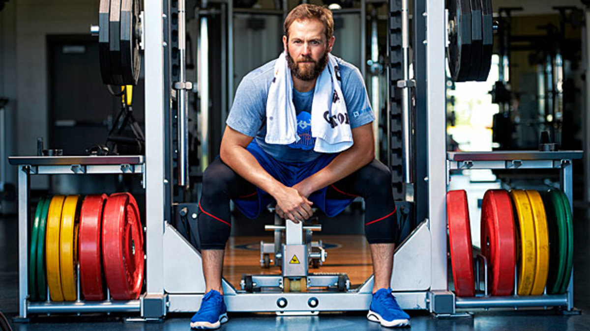 Jake Arrieta embraced a new workout routine that helped him turn in a historic season in 2015.