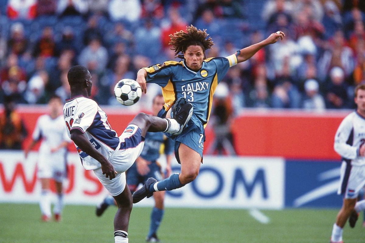 2002-MLS-Cup-LA-Galaxy-Cobi-Jones-001261242.jpg