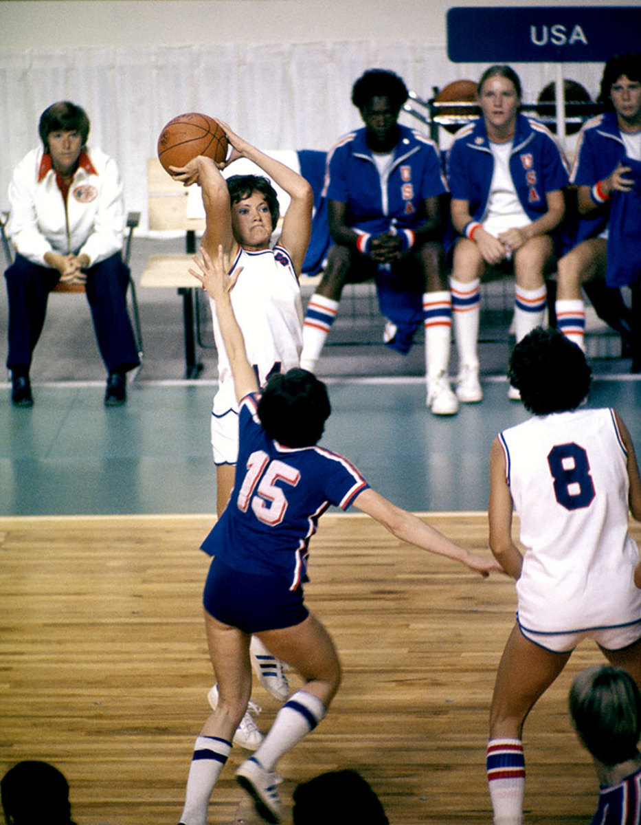 1976-0726-Pat-Summitt-080063884.jpg