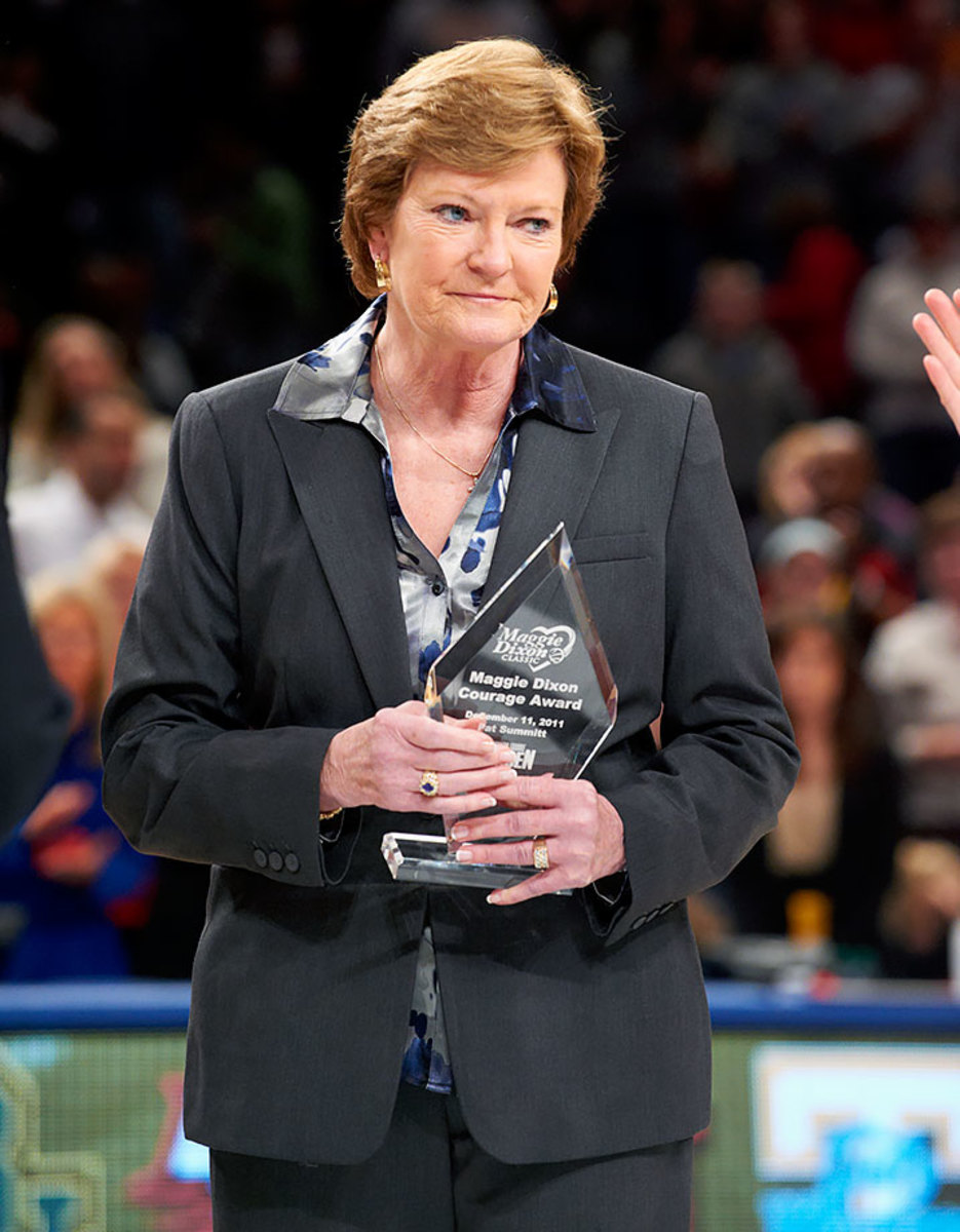 2011-1211-Pat-Summitt-op29-26516.jpg