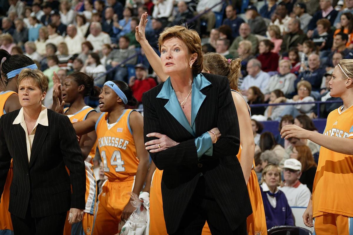 2005-0108-Pat-Summitt-017012673.jpg